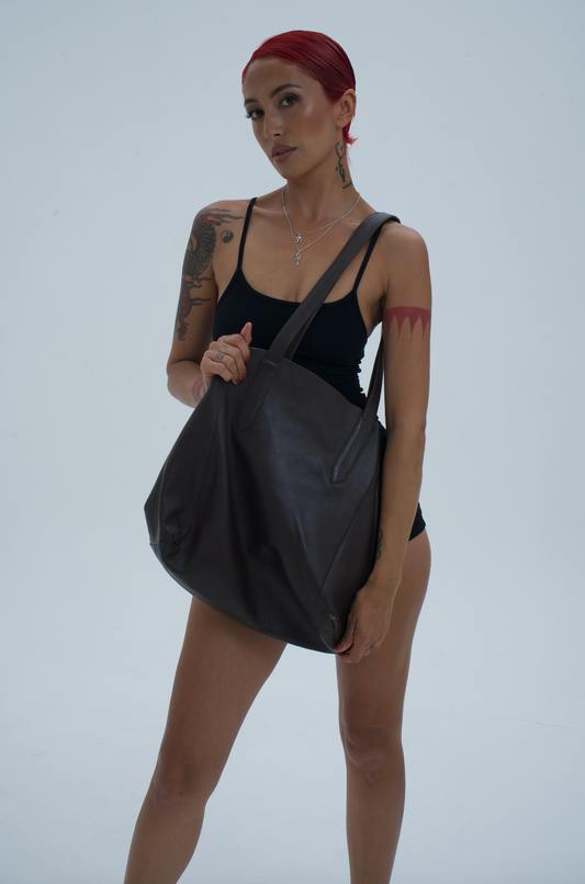 SOVEREIGN LEATHER TOTE (UNISEX)