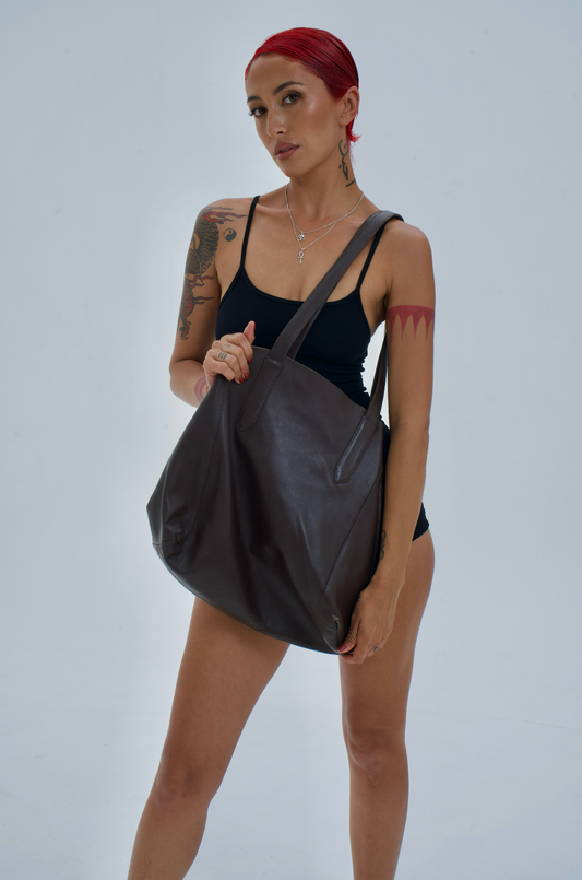 SOVEREIGN LEATHER TOTE (UNISEX)
